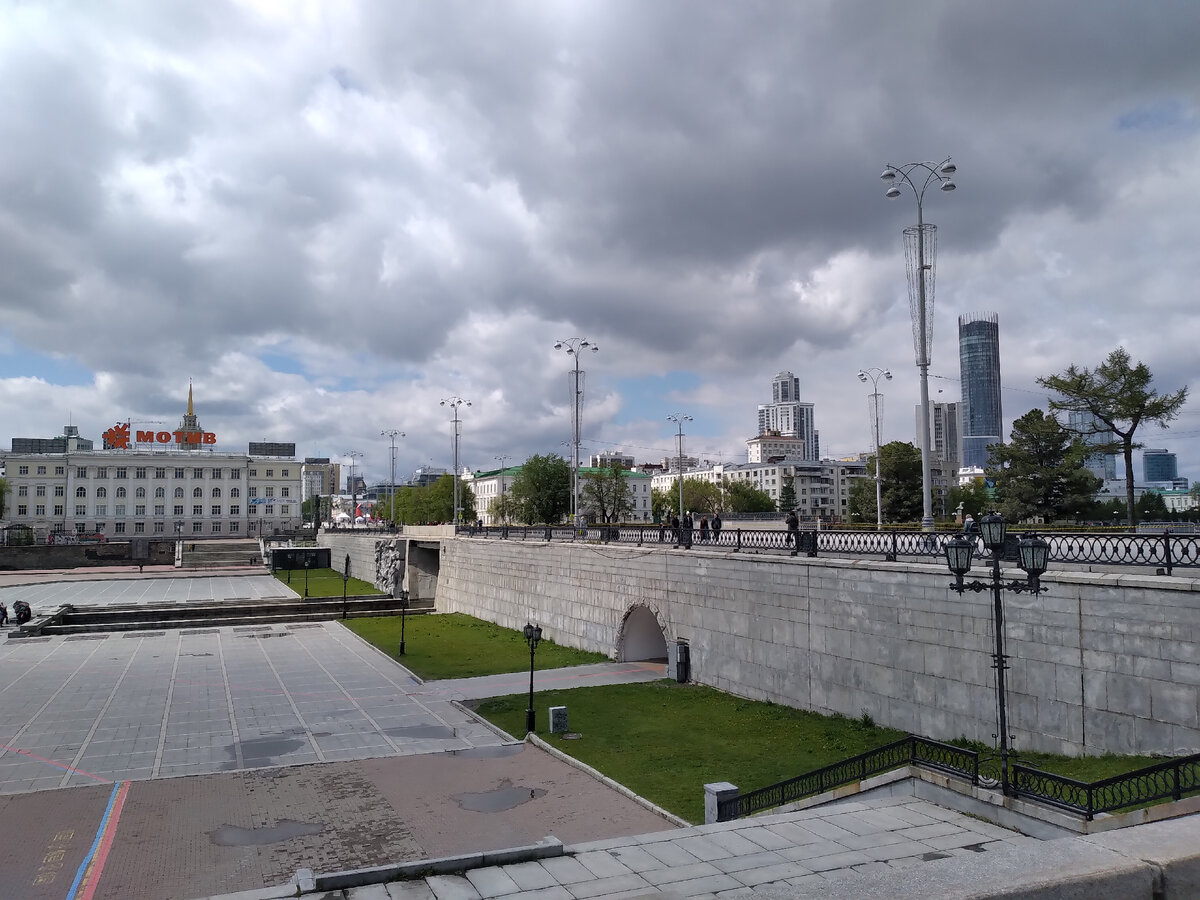 1. San Ant: Пермь – Екатеринбург. Поездка выходного дня, что успеть посетить в Екатеринбурге и практические советы. Фото из личного архива. 