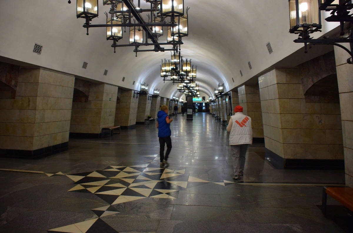 Метро екб. Станция Уральская Екатеринбург. Станция метро Уральская. Метро Уральская Екатеринбург. ЕКБ метро Уральская.