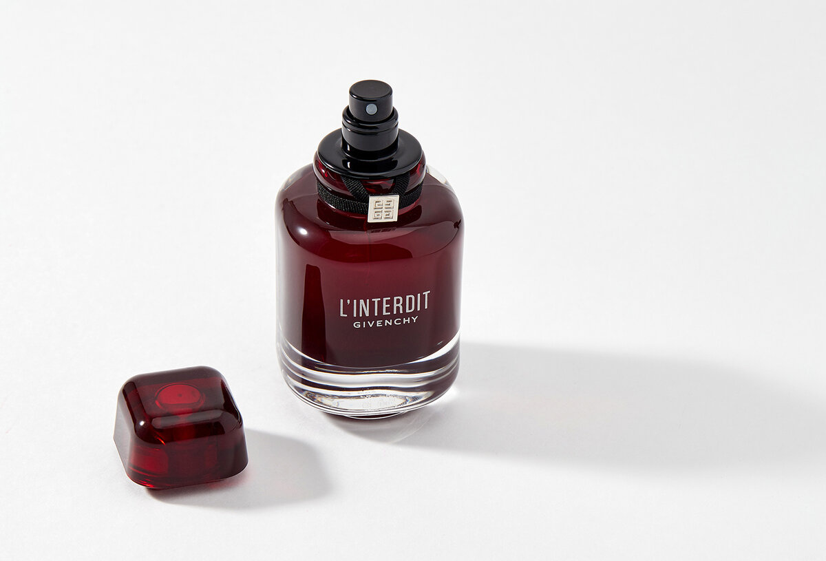    Парфюмерная вода L’Interdit Rouge, Givenchy, 8899 руб.