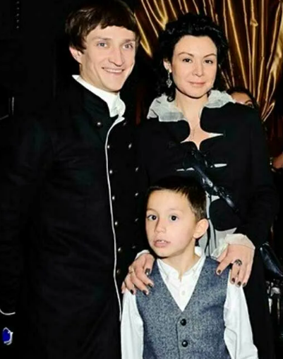 С женой и сыном