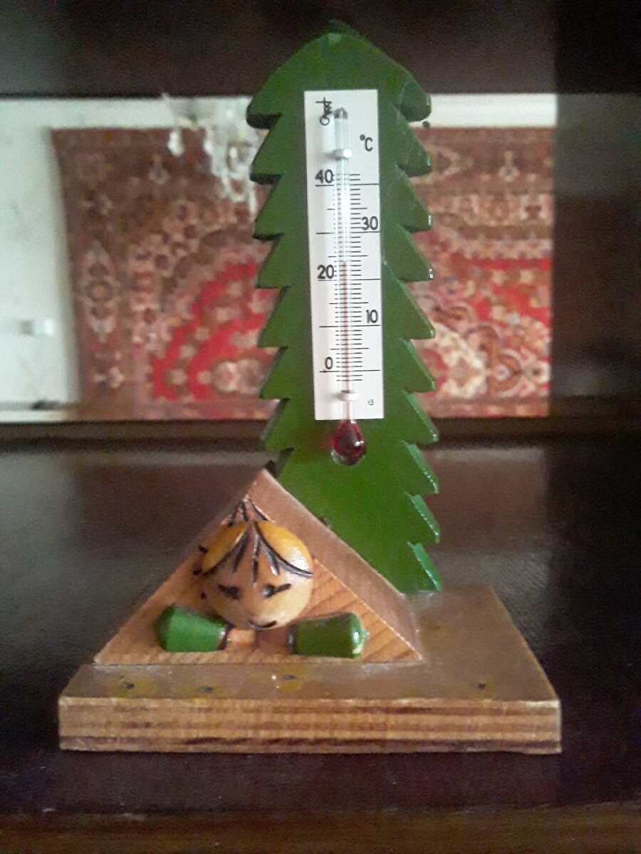 Ну, хоть не палатка - и то дайся!