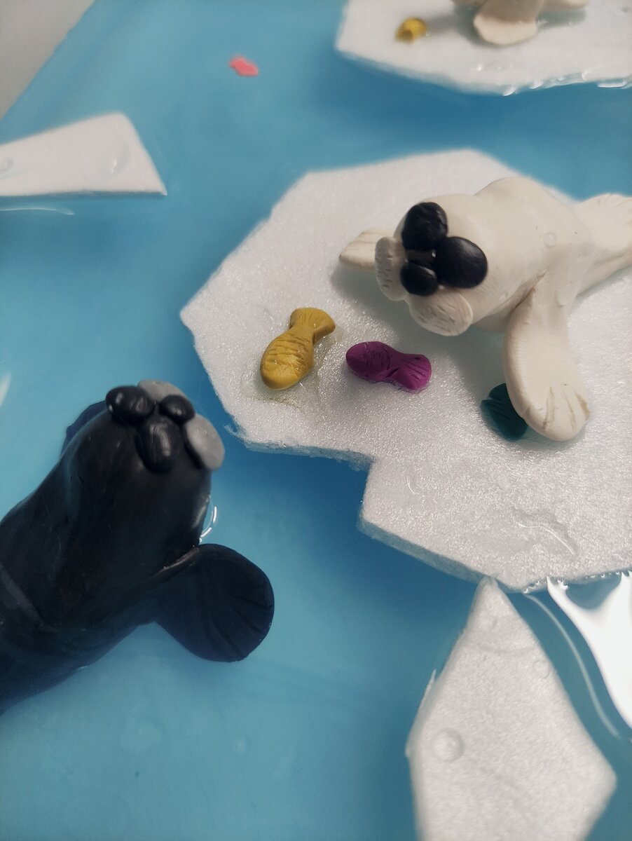 Наш белёк с мамой