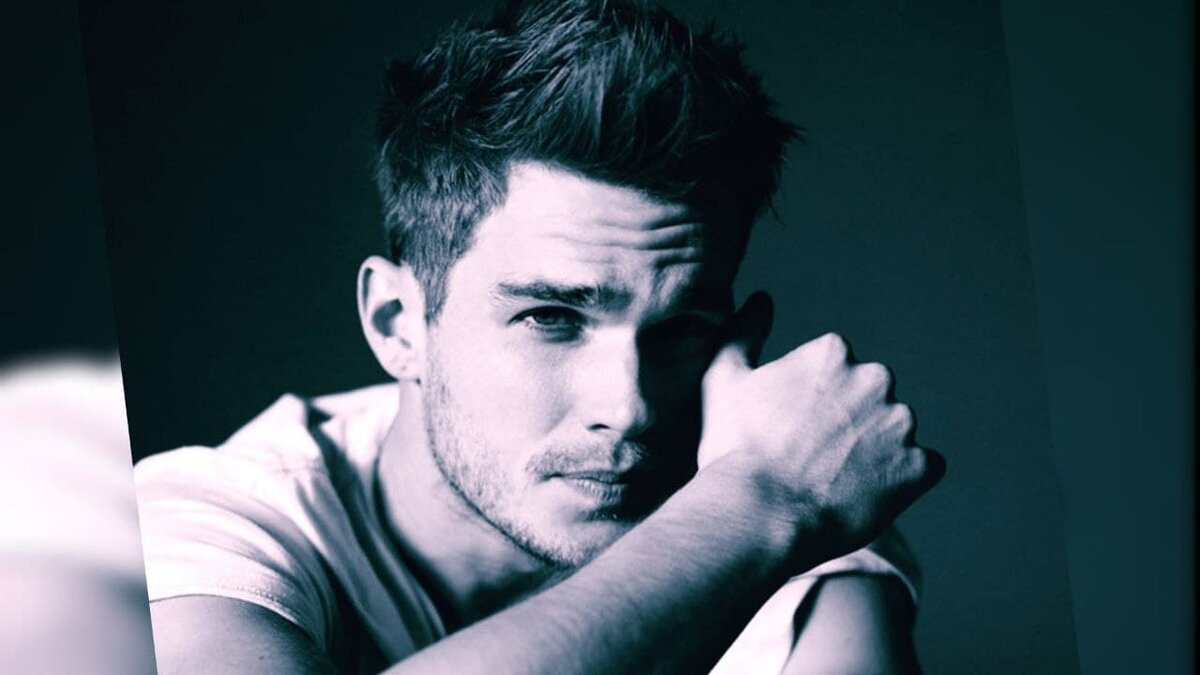 Дамы, кто для вас более привлекателен, хулиган или маменькин сынок?