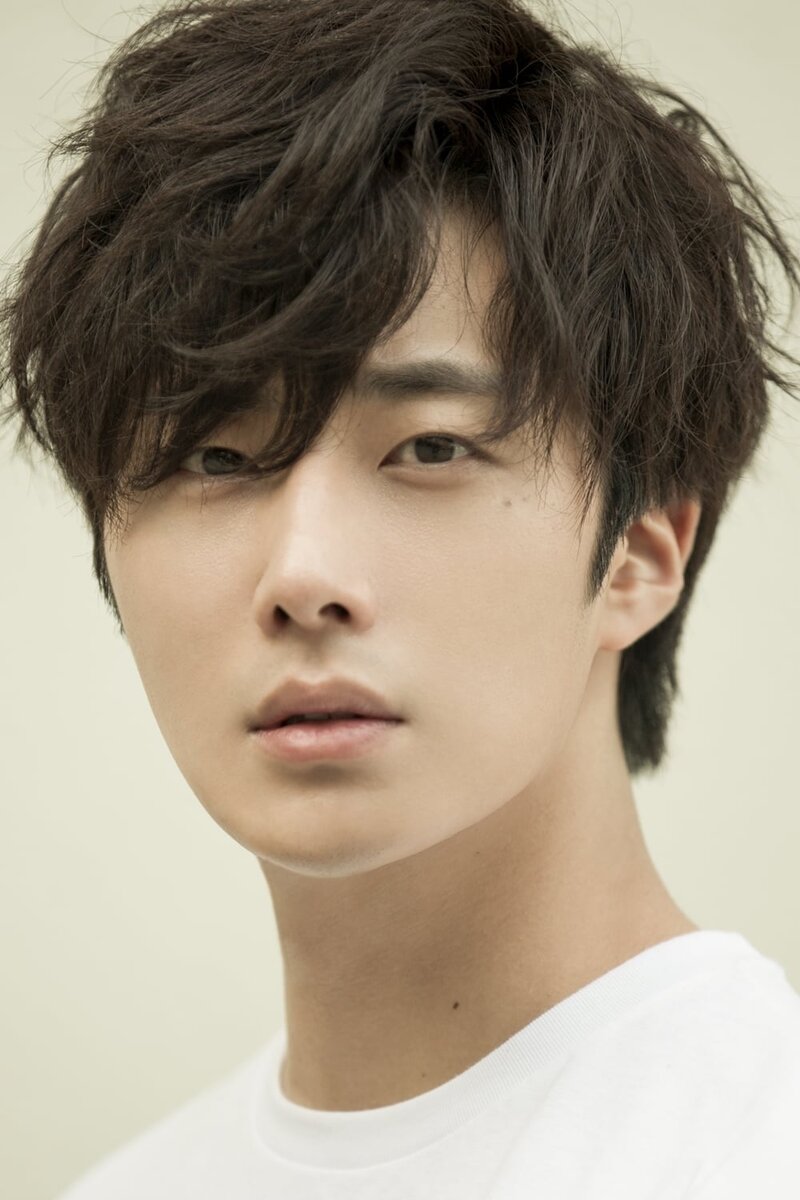 Т иль. Чон Иль у. Актер Чон Иль у. Чон Иль у (Jung il Woo). Чжон Иль у корейский актёр.