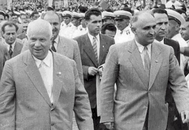 Хрущев и Живков. Источник: history.syktnet.ru
