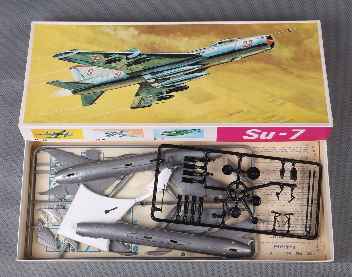 Моя первая модель: Самолёт Су-7Б