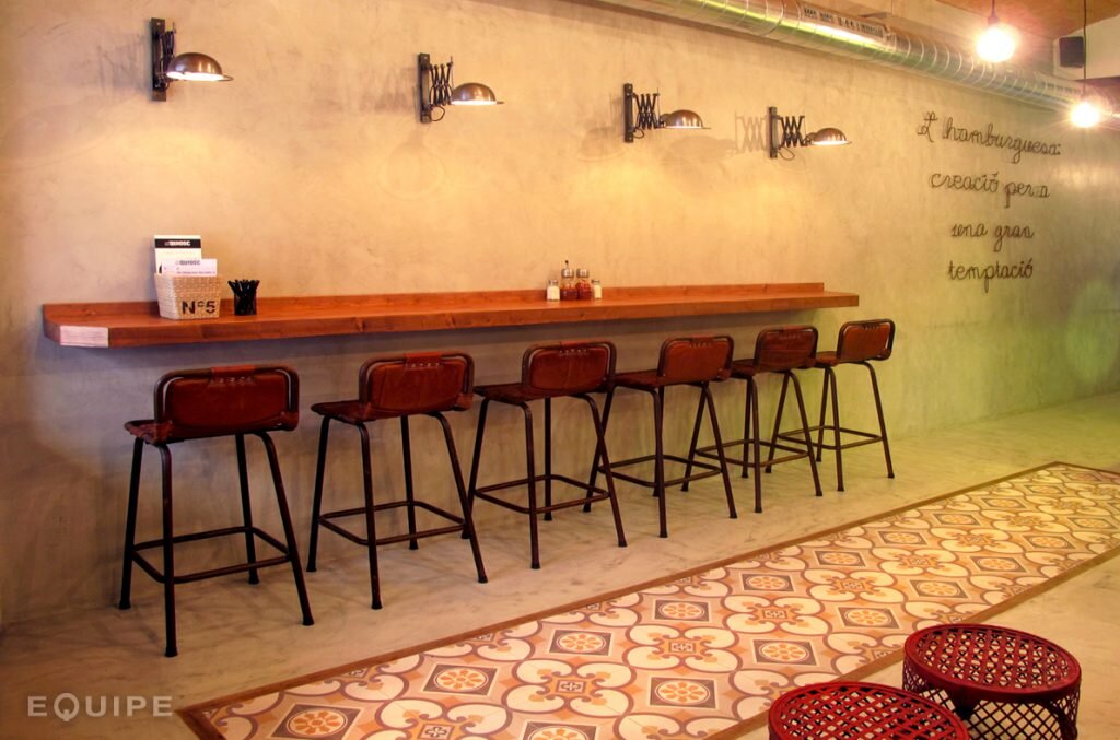 Теплые тона в дизайне с напольной плиткой Equipe Ceramicas