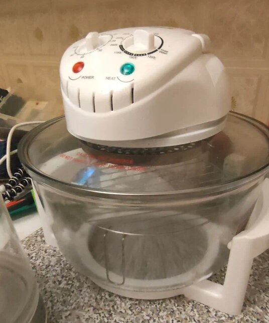 Галогеновый  .Мощность 1400вт