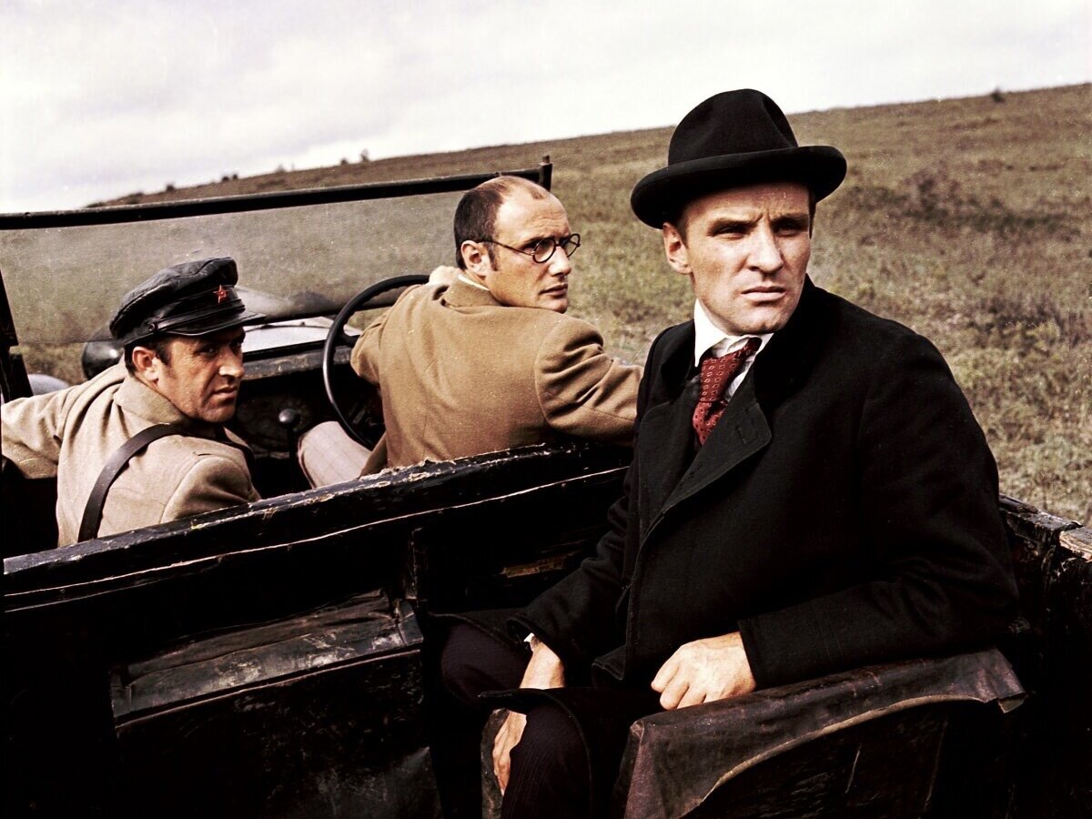 музыка из кинофильма свой среди слушать. эдуард володарский свой среди чужих чужой среди своих. свой среди чужих чужой среди своих фильм 1974 постер. свой среди чужих -фильм -1974. свой среди чужих чужой среди своих фильм 1974 постер.