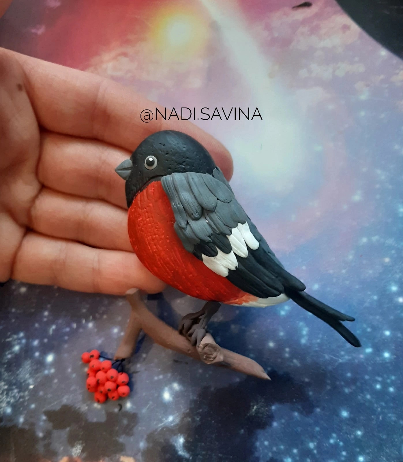 Снегирь из ваты