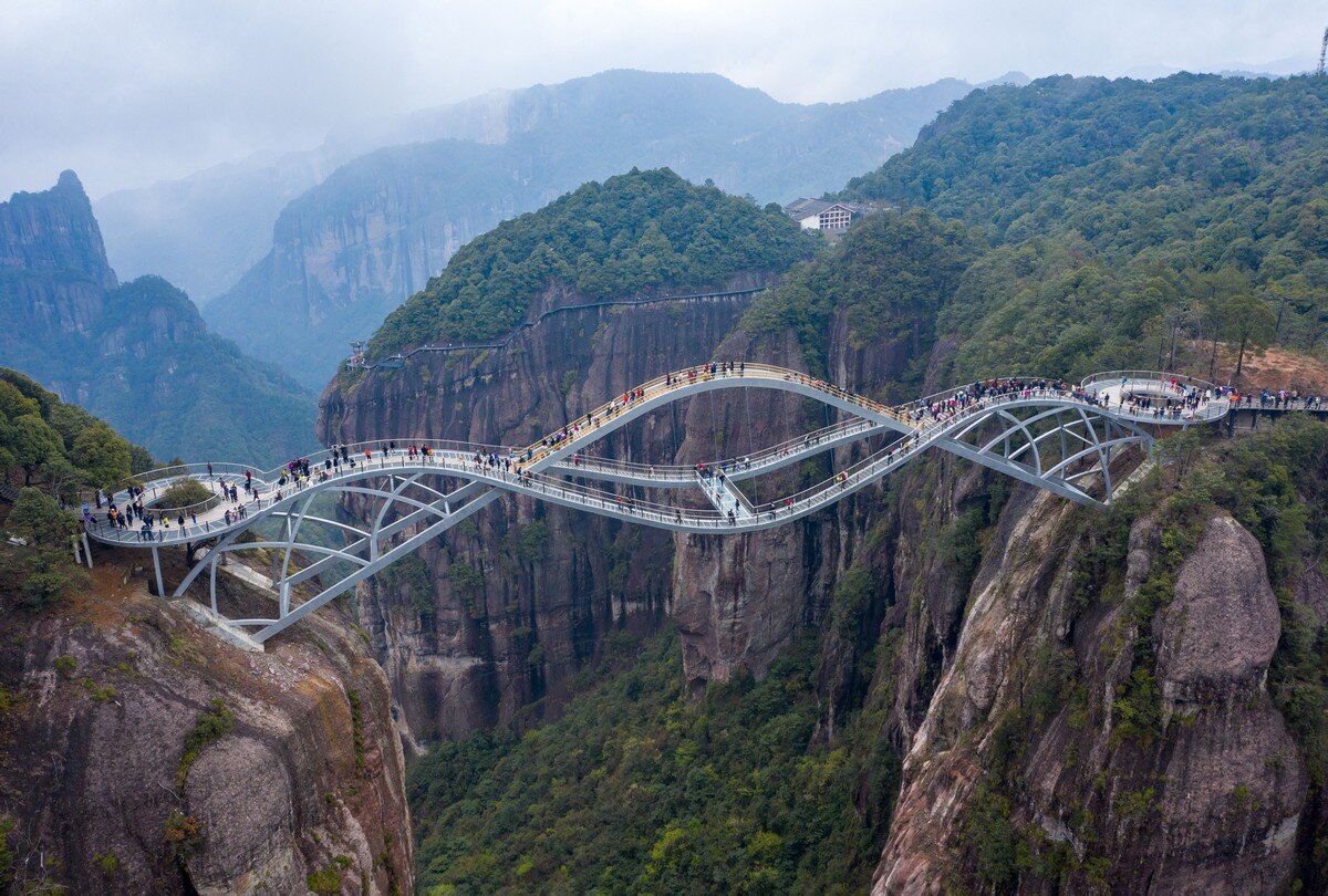 Мост Ruyi в провинции Чжэцзян. Мост Жуйи в Китае. Ruyi Bridge Китай. Национальный парк Чжанцзяцзе Китай стеклянный мост. Красивое видео китая