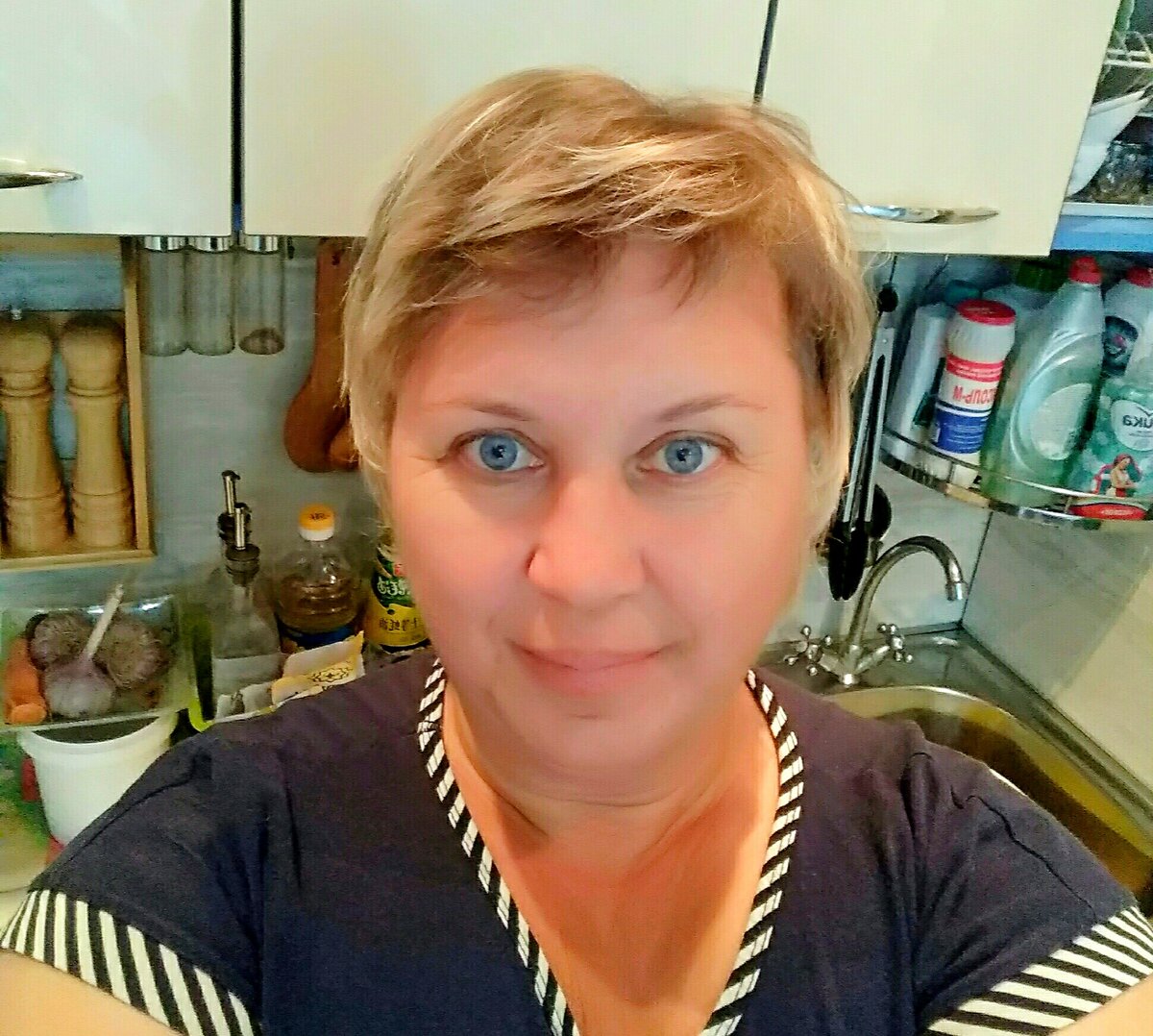 Фото автора. Меня зовут Татьяна, мне 49 лет. На канале «По-домашнему вкусно» делюсь с вами проверенными вкусными и простыми рецептами, которые каждый день готовлю для своих любимых.