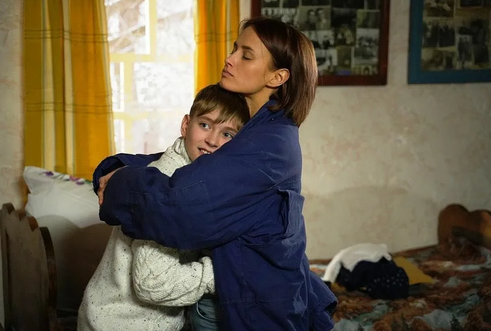 Алёна Коломина мелодрамы. Алена Коломина сериал про следователя. Русские сериалы про женскую тюрьму. Сериал про женскую колонию русский.