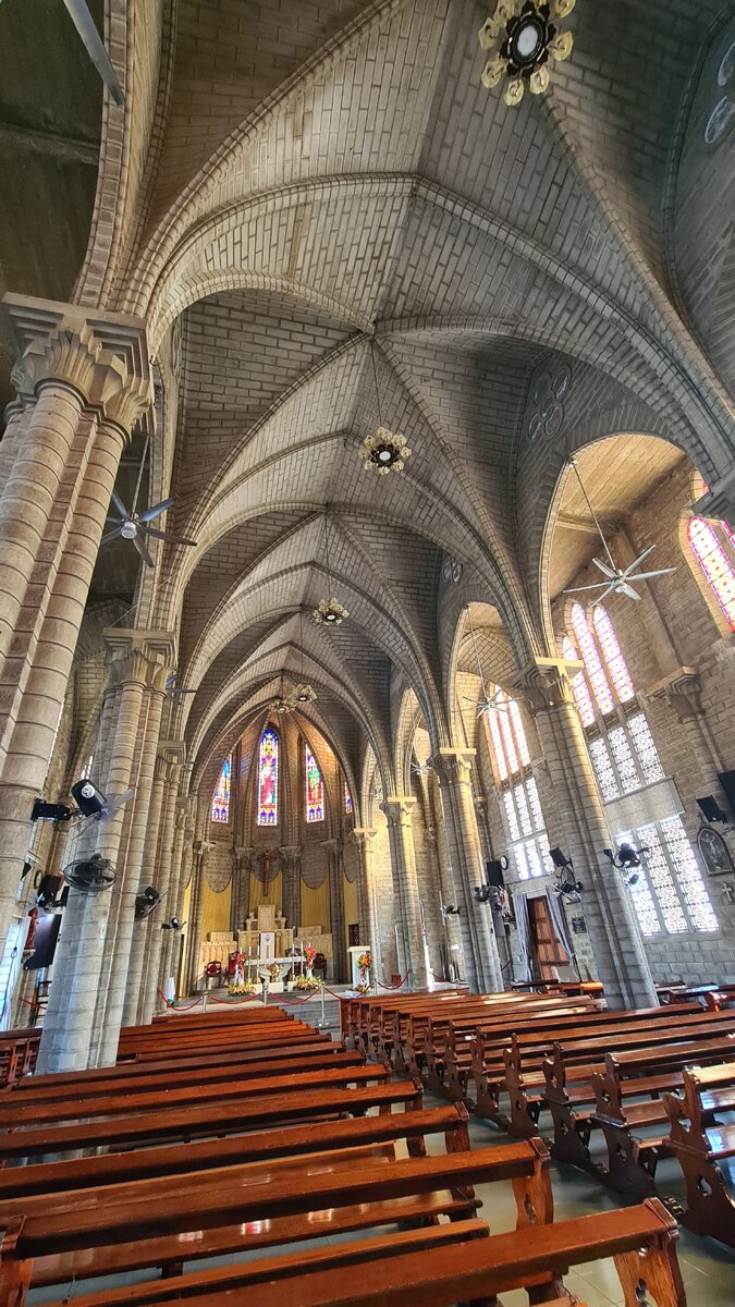 Главный католический собор в Нячанге