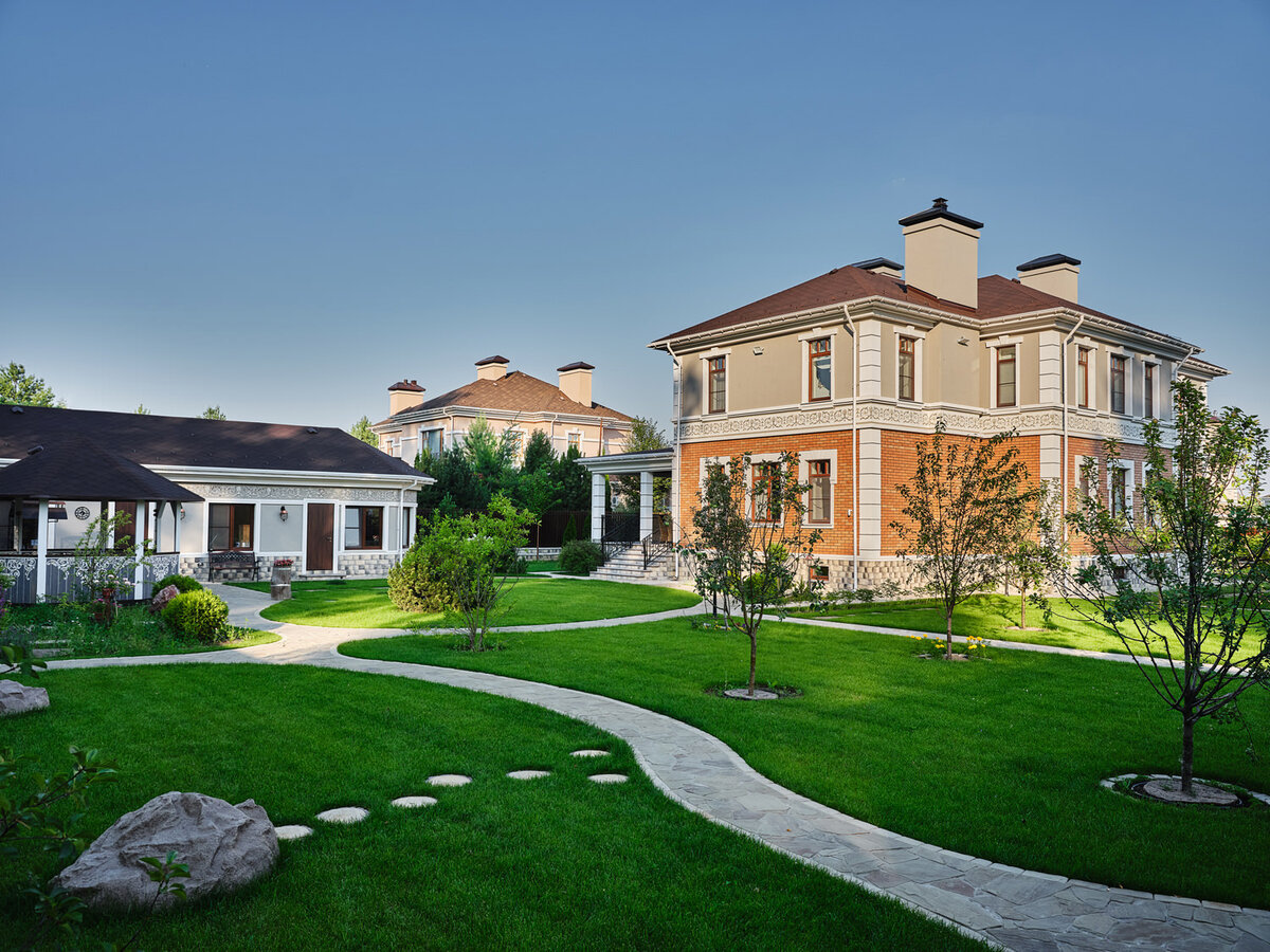 Подмосковный дом по дизайну Ольги Исаевой и дизайн-бюро Studio 36.