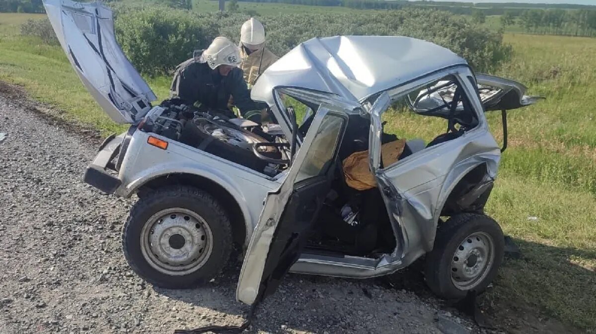 Сплющило и перекорежило» Страшная авария произошла в Ордынском районе  Новосибирской области | Драга.Лайф | Дзен