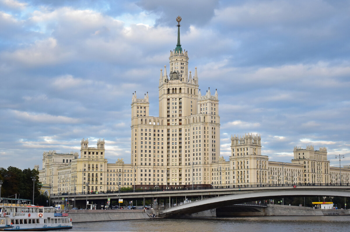 Сталинский ампир в архитектуре Петербурга: история и самые красивые  постройки в этом стиле | Индустриальный турист | Дзен