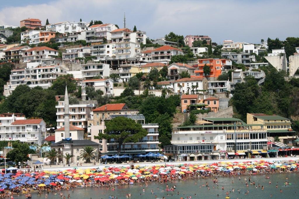 Вид на город и пляж. Фото автора