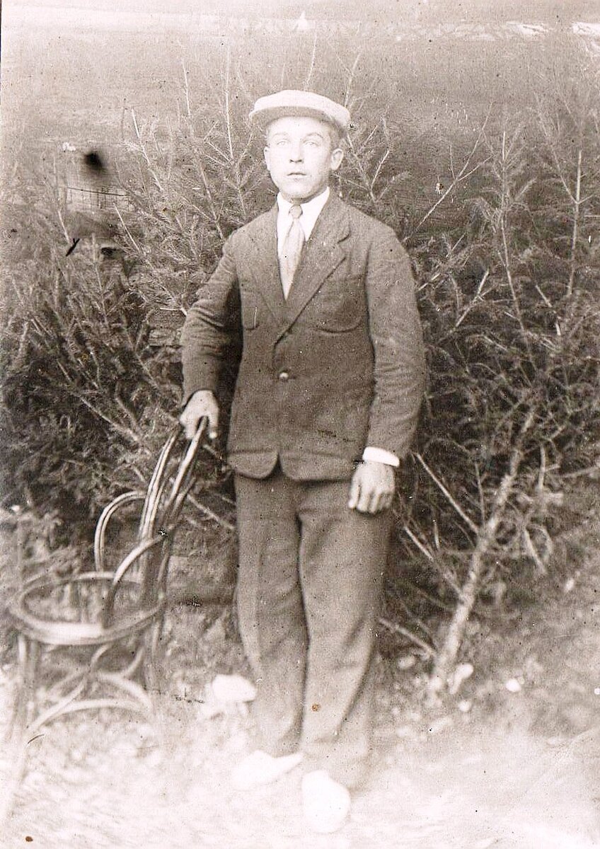 Николай Володин 