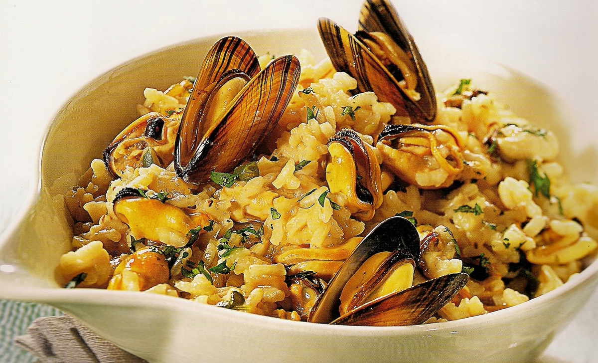 Плов с мидиями