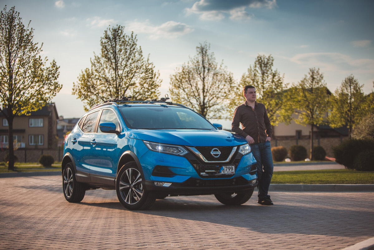 Рассмотри два автомобиля приблизительно в одной ценовой категории в районе 1.8 м. р.