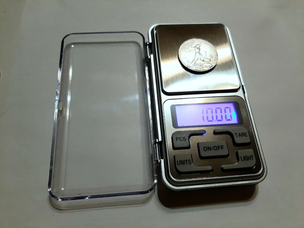 Тест дешевых китайских весов. Результат обнадеживает, весы точно показывают нормативный вес монеты