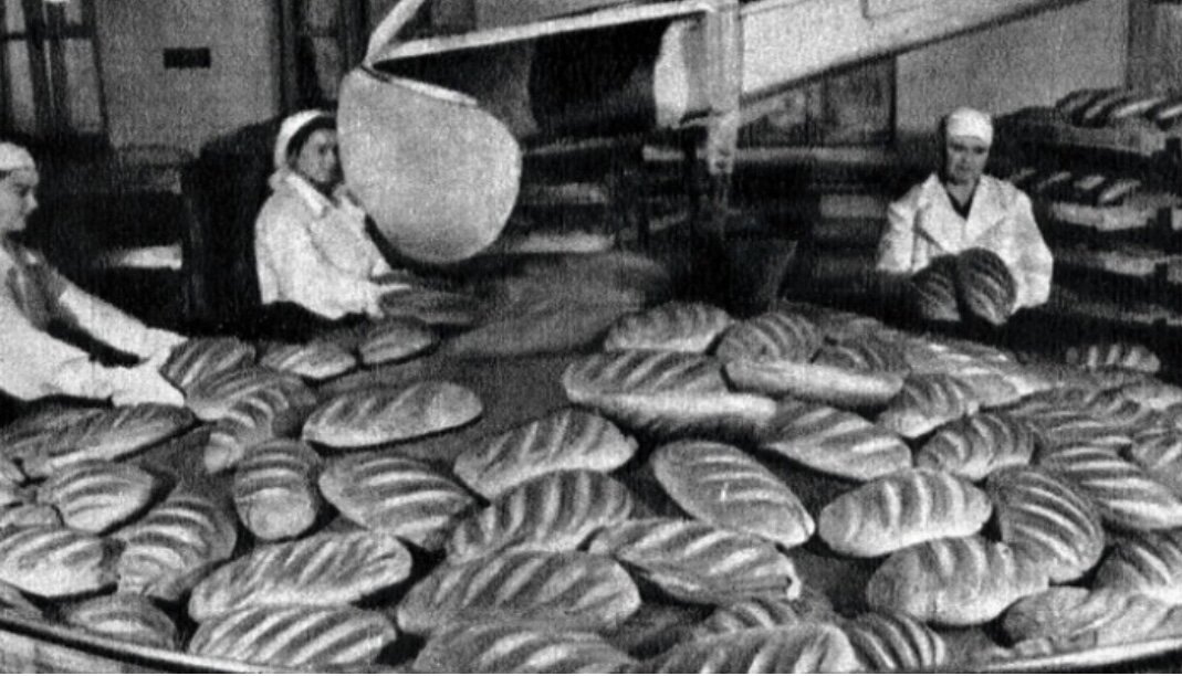 Еда и напитки: 3 причины,почему в СССР нарезной батон был вкуснее,чем сегодняшний