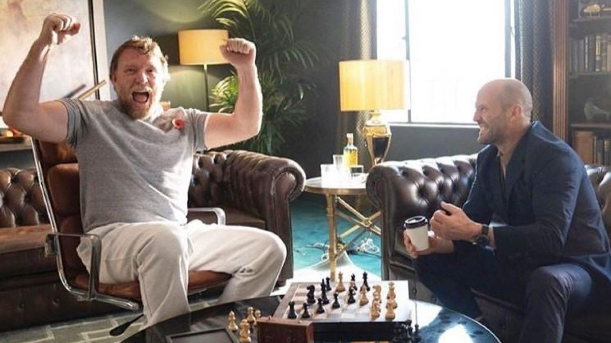 Кадр со съёмок фильма "Гнев человеческий" (2021)