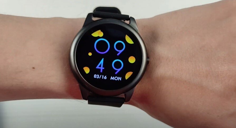 В повседневном использовании умные часы также обладают преимуществом бесконтактной оплаты.