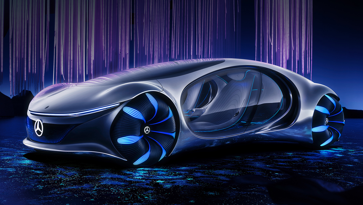 На выставке в лас-вегасе компания
mercedes представила симбиотический
автомобиль vision avtr. На такой
дизайн создатели вдохновил фильм аватар,
благодаря полному управляемому шоссе
этот mercedes может двигаться не только
вперед, но и в бок под углом в 30
градусов.
Тест-драйв показал что пассажиры могут
взаимодействовать с автомобилем словно
это живой организм,
машина общается с водителем без помощи
голоса или команд на основе
пользовательского опыта авто способна
адаптироваться под человека.
Если положить руку на блок управления
интерьер оживает и автомобиль узнаёт
водителя по сердцебиению и дыханию.