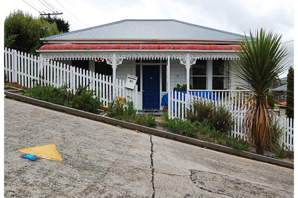 Улица болдуин новая зеландия. Болдуин-стрит в данидине. Улица болдуин новая зеландия. Самая крутая улица. Болдуин-стрит, данидин, новая зеландия.