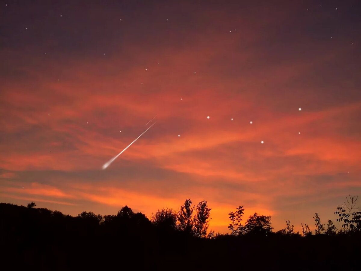 Персей и персеиды. Метеоритный дождь лириды 2020. Когда вечернем небе вдруг падает звезда. Когда вечернем небе вдруг падает звезда. Метеор квадрантид.