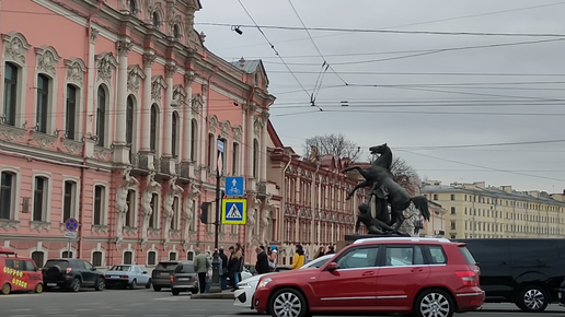 Парадный Петербург. Аничков мост через Фонтанку и Дворец Белосельских-Белозерских