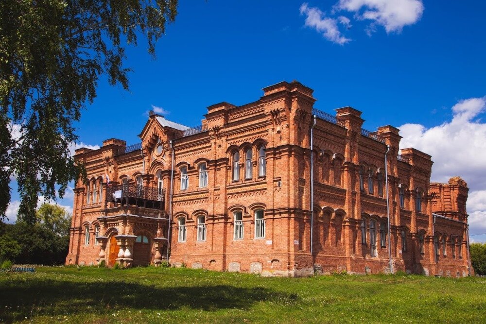 Средняя школа в селе Кезьмино (Ульяновская область)