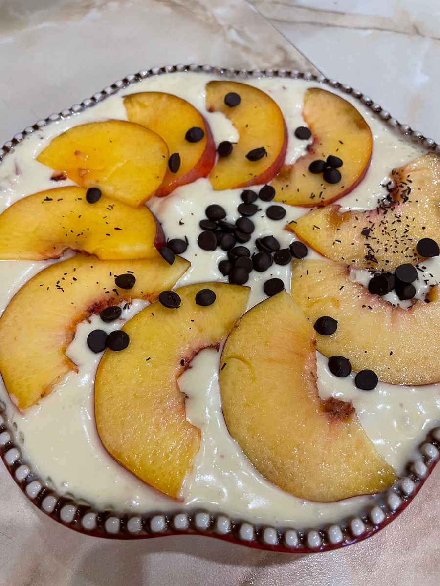 Я посыпала мелкими шоколадками