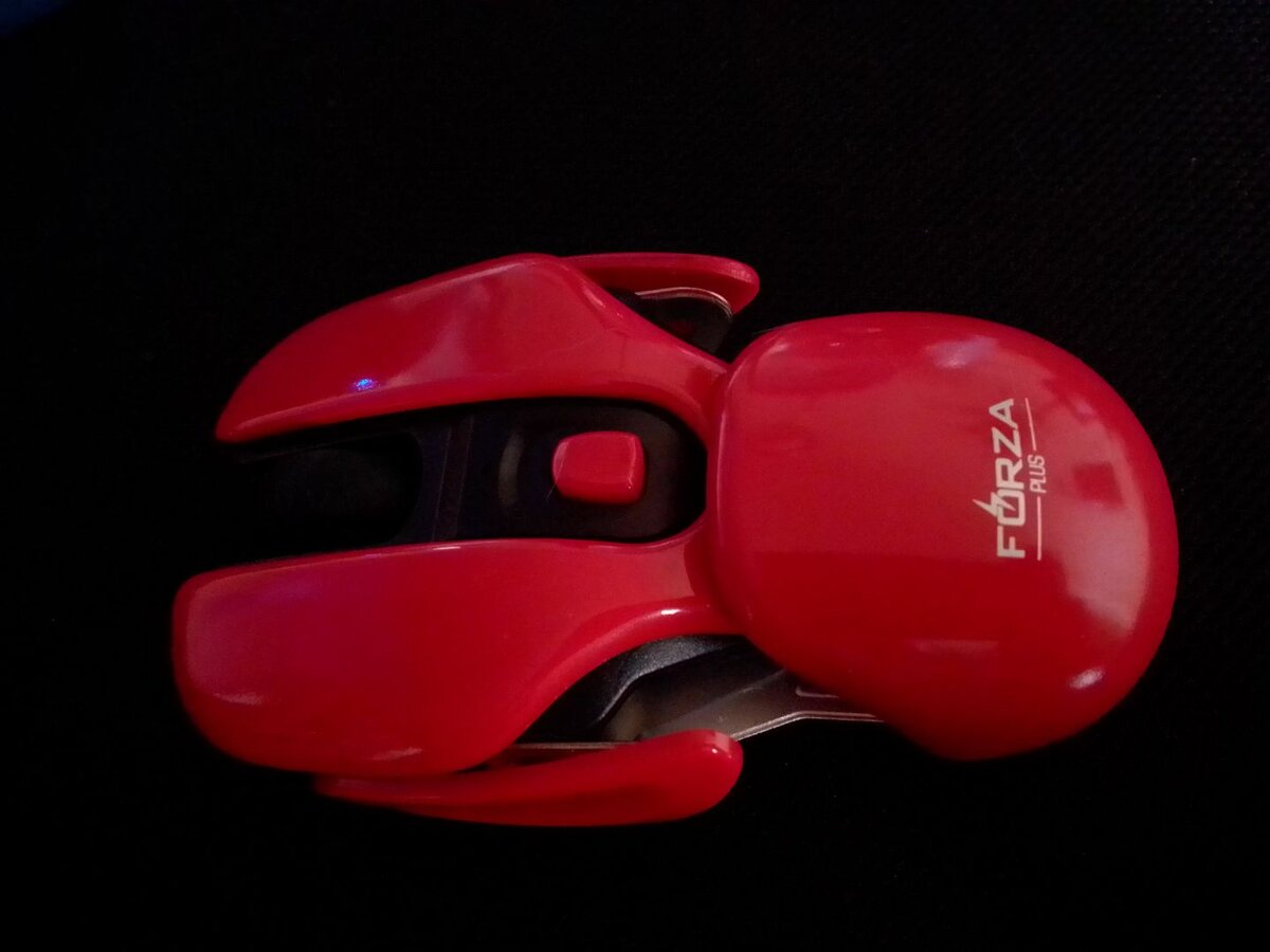 Размер в длину 11.1 см, мне идеально подошло в ладонь