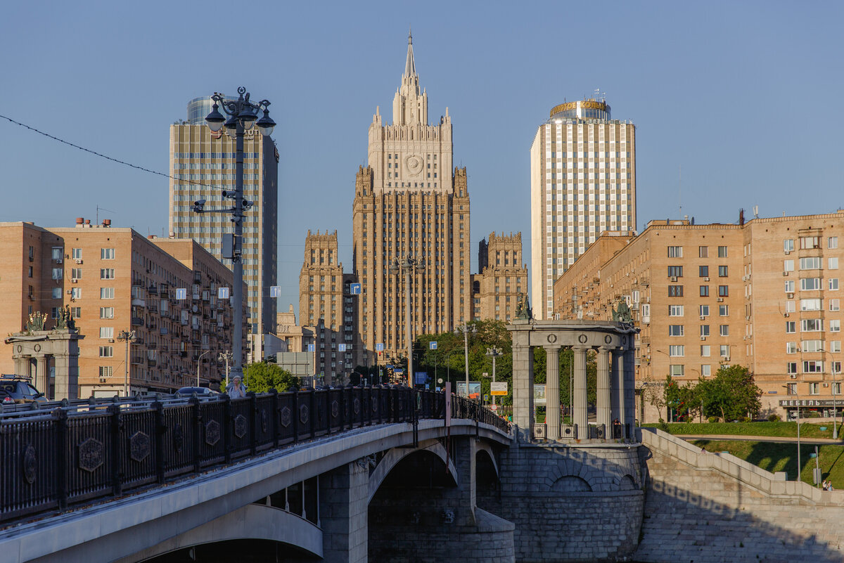Вид на здание МИД