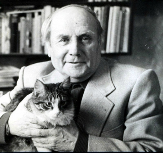 Владимир Сутеев