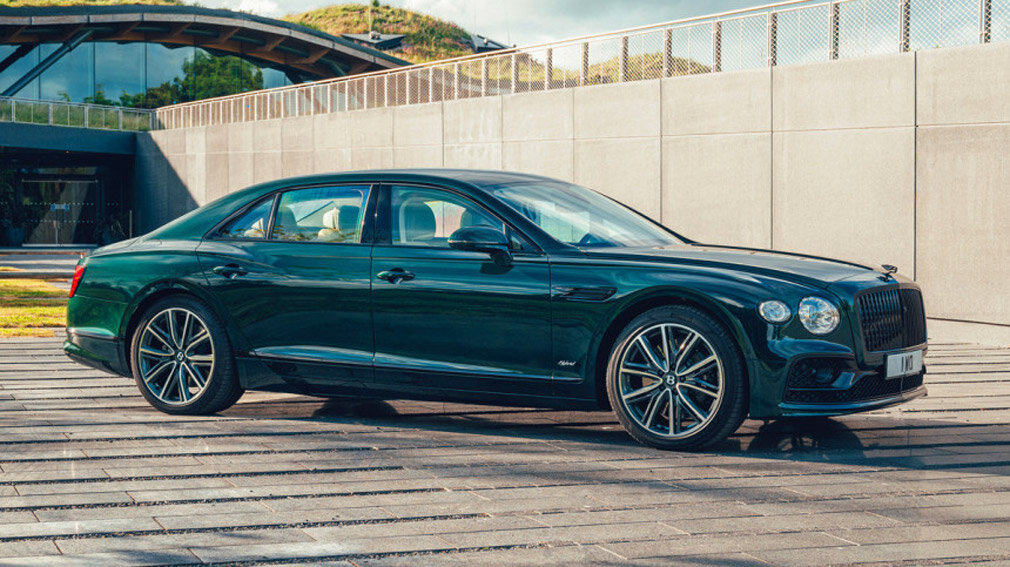  Bentley Flying Spur Hybrid