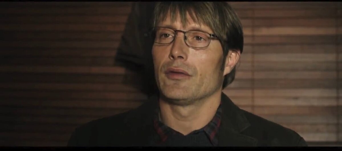 Авторский скриншот канала ЕVRO SERIAL / Фильм "Охота" (2012) Дания, Швеция