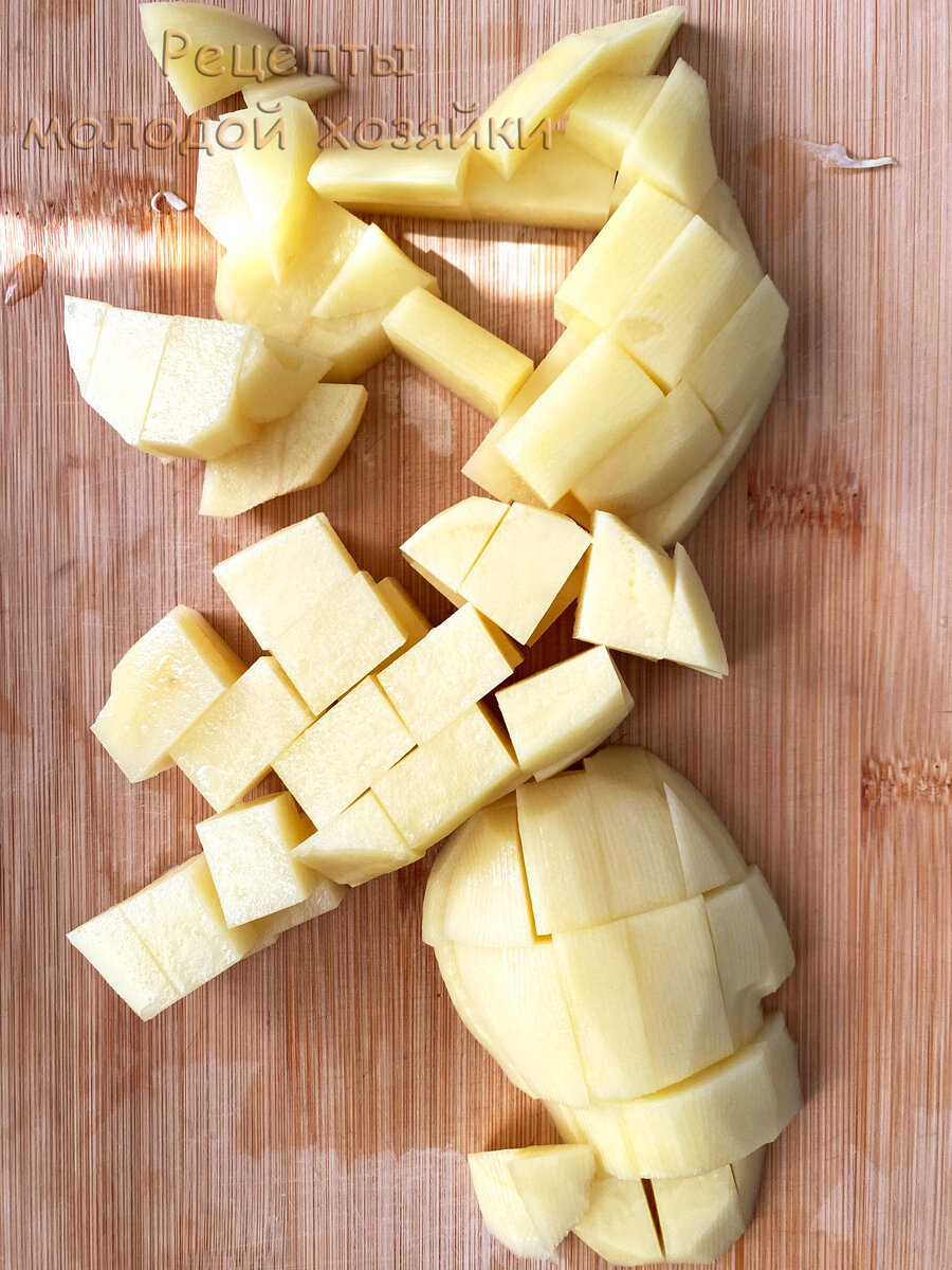 Нарезанный картофель