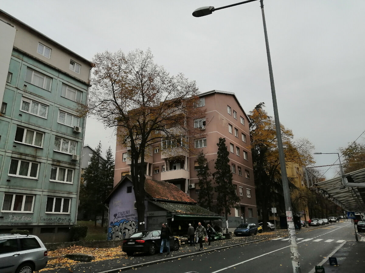 Новая Карабурма, улица Марианы Грегоран. Ноябрь 2019 года, фото автора.