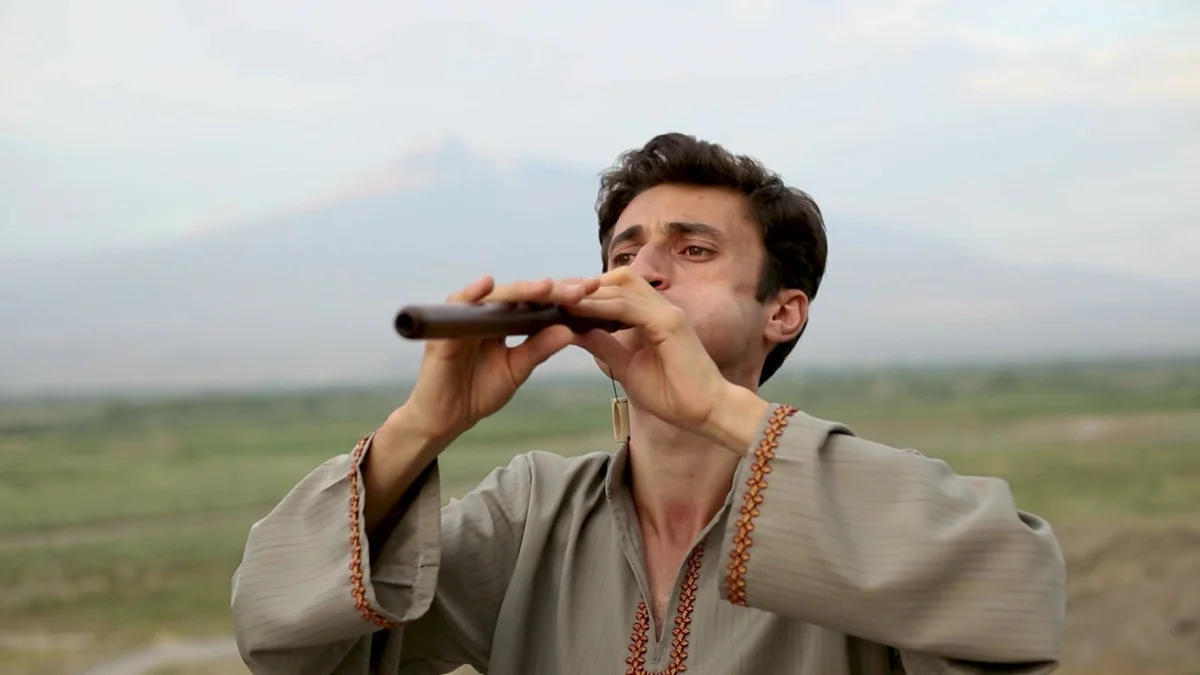 Пою с армянами. Музыкальный инструмент Армении дудук. Армения дудук горы. Барсегян дудук. Аргишти дудук.