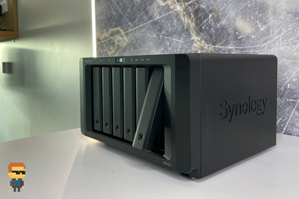 Мой мини-сервер Synology DS1621+