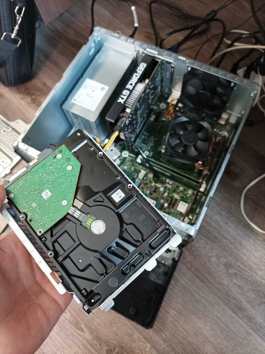 Добавление дополнительного жесткого диска в компьютер