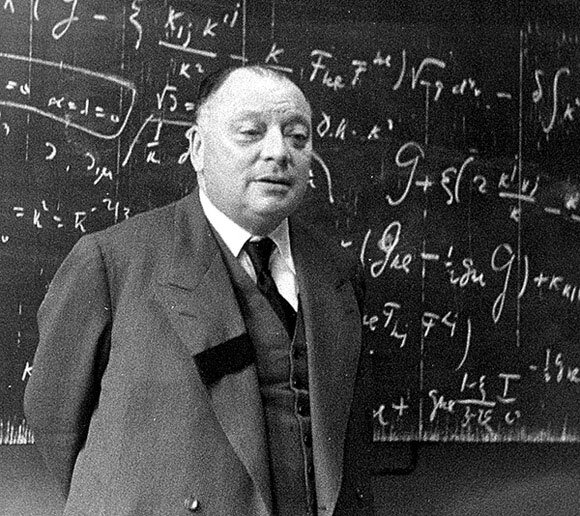 
Вольфганг Паули - физик-теоретик и пионер в области квантовой механики.