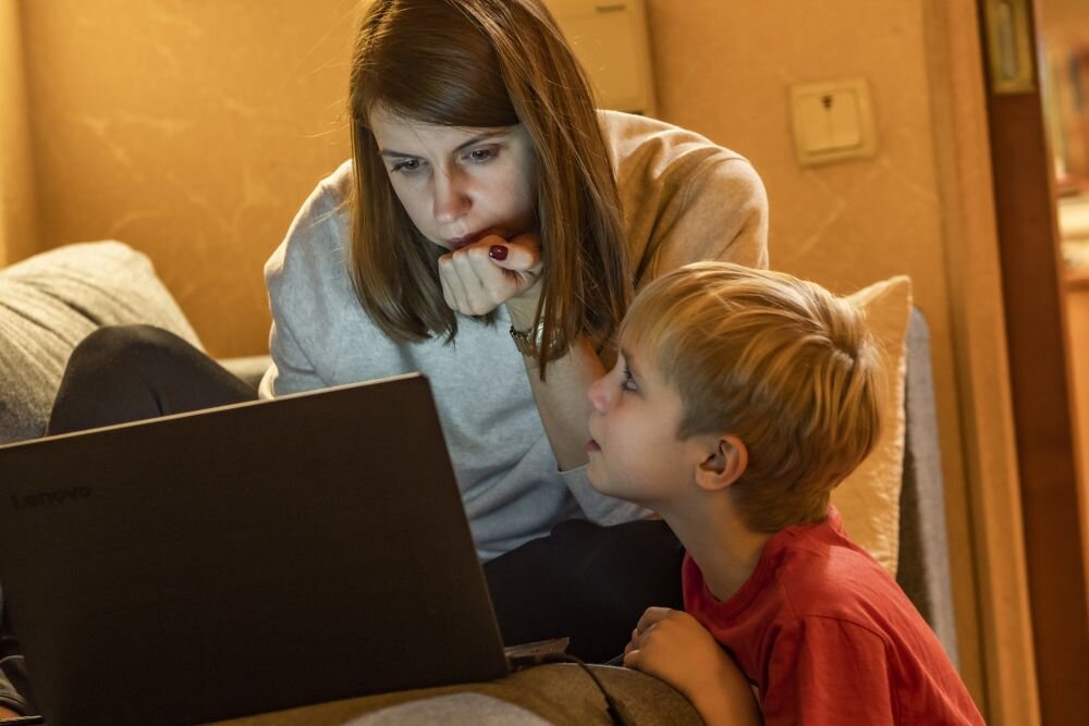 Бюджет в 25-50 тысяч рублей имеют специалисты по продажам и сотрудники административной сферы