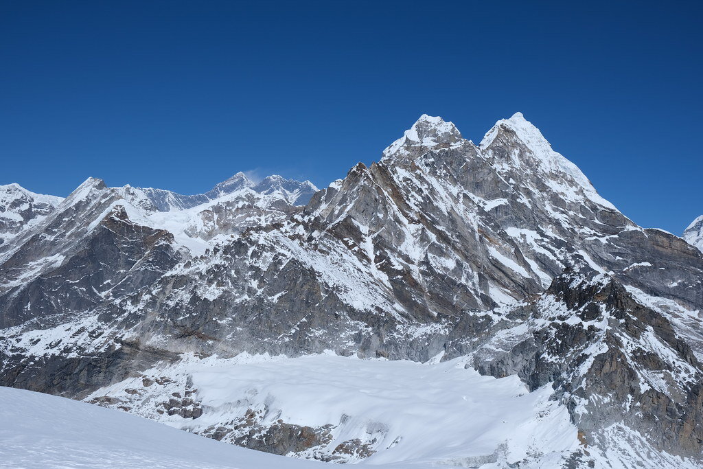 Открывшаяся гора. Чо-Ойю панорама. Мера пик. Лходзе со стороны Гокио. Himalaya Makalu 8x44.2.