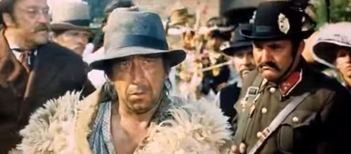 Кадр из кинофильма "Табор уходит в небо", 1976 г., режиссер и сценарист Эмиль Лотяну, композитор Евгений Дога (скриншот)