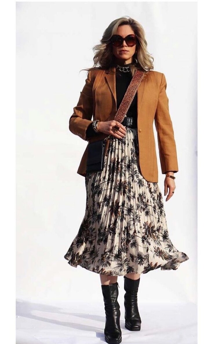 @instagram.com/lws_lynnwardrobesews